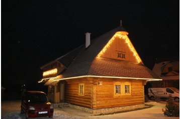 Slovensko Chata Liptovská Štiavnica, Exteriér